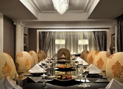 Cairo Marriott Hotel & Omar Khayyam Casino - image 15